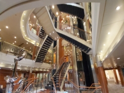 Seven Seas Voyager Atrium picture