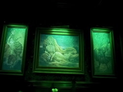 Disney Treasure Haunted Mansion Bar & Lounge picture