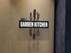 Chefs Garden Kitchen picture