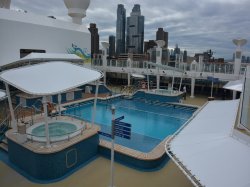 Norwegian Breakaway Main Pool picture