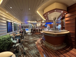 Freedom of the Seas Schooner Bar picture