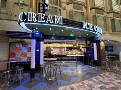 Freedom of the Seas Ice Cream Parlor picture