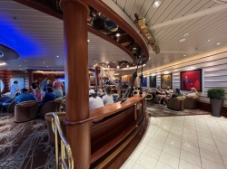 Freedom of the Seas Schooner Bar picture