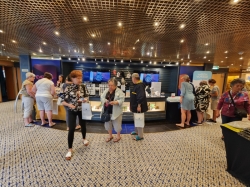 Noordam Shopping Arcade picture