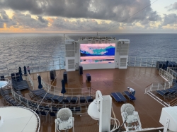 Norwegian Escape Spice H2O picture