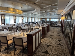 Azamara Pursuit Discoveries Restaurant picture