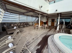 Seabourn Ovation Pool picture