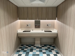 Disney Treasure Fairytale Fresh Laundry picture