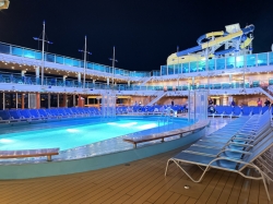 Carnival Dream Waves Pool picture