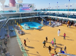 Carnival Dream Waves Pool picture