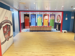 Disney Magic Oceaneer Club picture