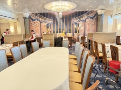 Disney Magic Lumieres picture Uploaded in 2025 Photo courtesy of Scott Weinfeld. Disney Magic Lumieres picture