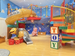 Disney Magic Oceaneer Club picture