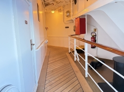 Disney Magic Outer Promenade picture