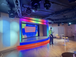 Disney Magic D Lounge picture