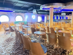 Disney Magic D Lounge picture