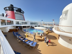 Disney Magic Quiet Cove Pool picture