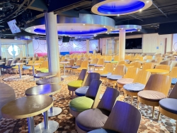 Disney Magic D Lounge picture