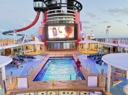 Disney Magic Goofys Pool picture