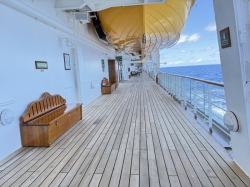 Disney Magic Outer Promenade picture