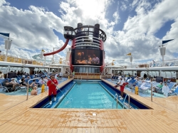 Disney Magic Goofys Pool picture