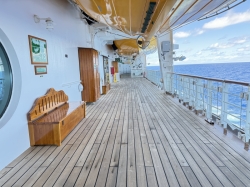 Disney Magic Outer Promenade picture