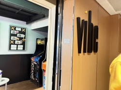 Disney Magic Vibe Teen Club picture