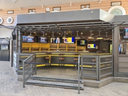 Symphony of the Seas Playmakers Bar picture