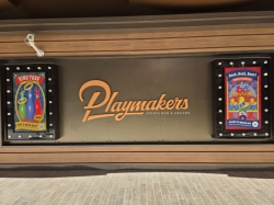 Symphony of the Seas Playmakers Bar picture