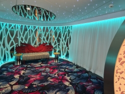 Symphony of the Seas Wonderland picture