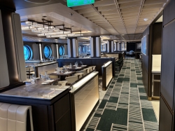 Commodore Room picture