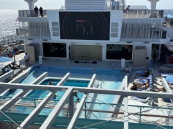 Norwegian Aqua Main Pool picture