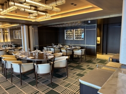 Commodore Room picture