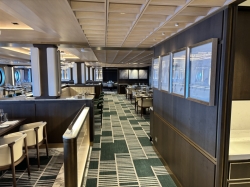 Commodore Room picture