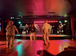 Rolling Stone Lounge picture