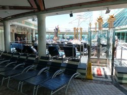 Independence of the Seas Solarium picture