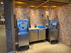 Lido Marketplace picture