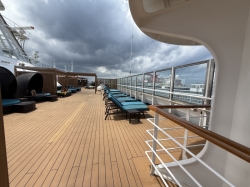 Carnival Breeze Serenity picture