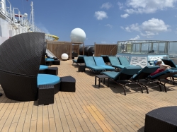 Carnival Breeze Serenity picture