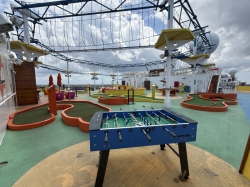 Carnival Breeze Sports Square picture Uploaded in 2025 Photo courtesy of Scott Weinfeld. Carnival Breeze Sports Square picture