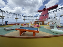 Carnival Breeze Sports Square picture Uploaded in 2025 Photo courtesy of Scott Weinfeld. Carnival Breeze Sports Square picture