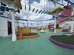 Carnival Breeze Sports Square picture Uploaded in 2025 Photo courtesy of Scott Weinfeld. Carnival Breeze Sports Square picture