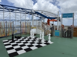 Carnival Breeze Ropes Course picture