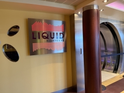 Carnival Breeze Liquid Nightclub picture Uploaded in 2025 Photo courtesy of Scott Weinfeld. Carnival Breeze Liquid Nightclub picture