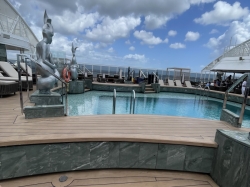 MSC Seashore Yacht Club Sun Deck picture