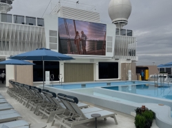 Norwegian Aqua Main Pool picture