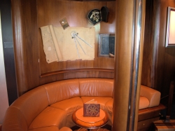 Schooner Bar picture