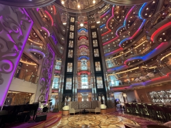 Serenade of the Seas Centrum picture