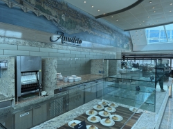 Coral Princess Horizon Court picture