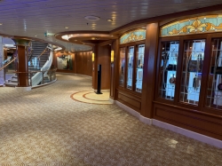 Coral Princess Churchill Lounge picture